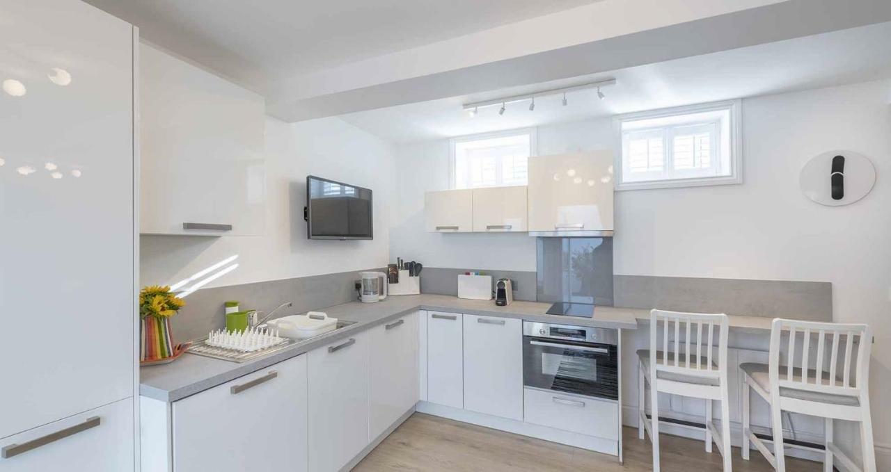 The Hideout Apartment ลิธึม เซนต์ แอนน์ส ภายนอก รูปภาพ