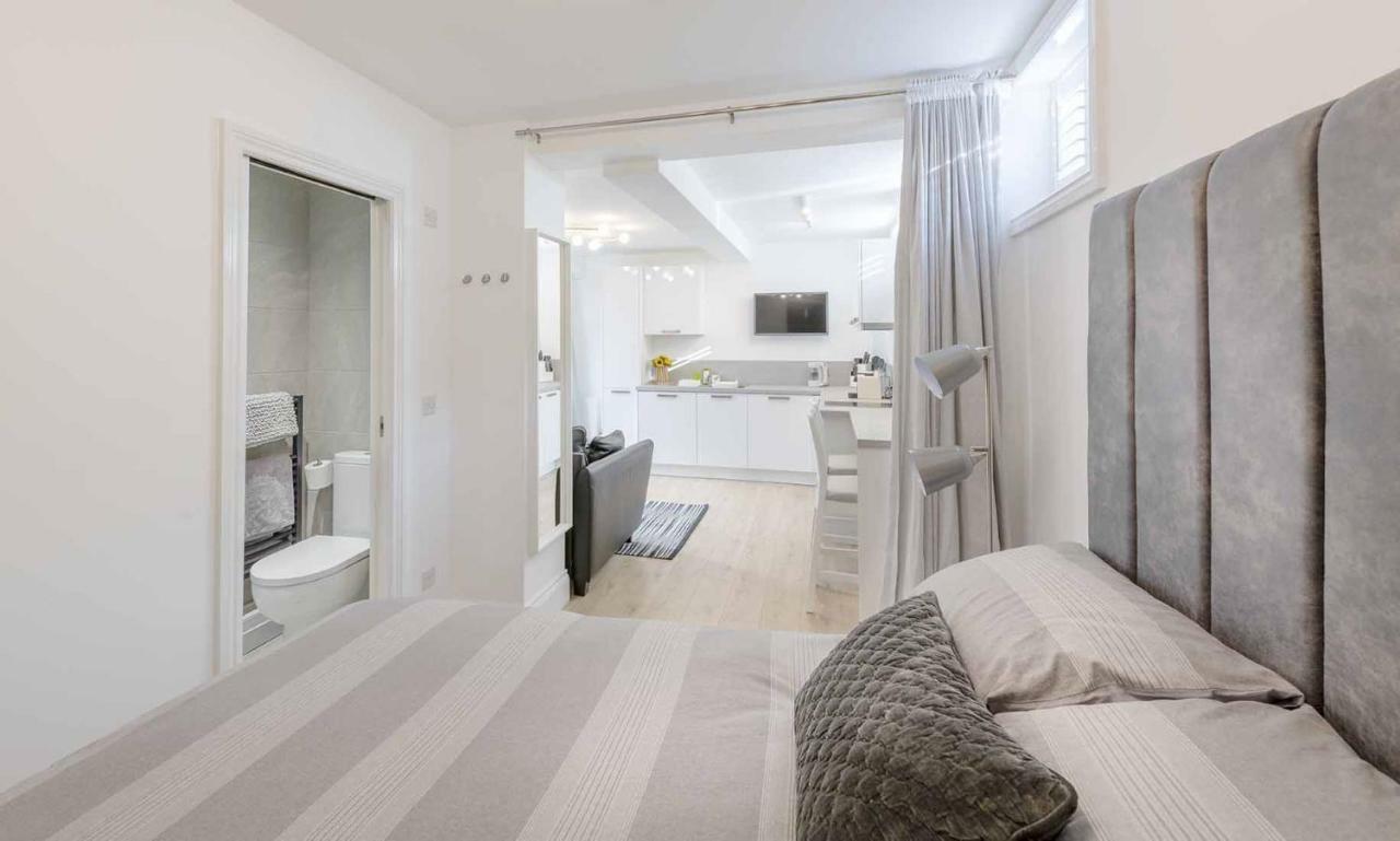 The Hideout Apartment ลิธึม เซนต์ แอนน์ส ภายนอก รูปภาพ