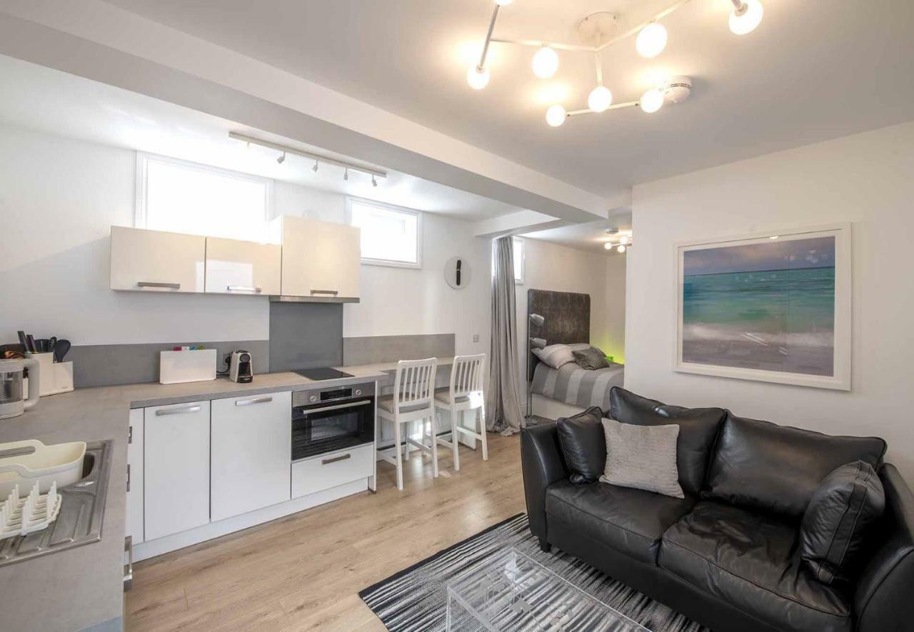The Hideout Apartment ลิธึม เซนต์ แอนน์ส ภายนอก รูปภาพ